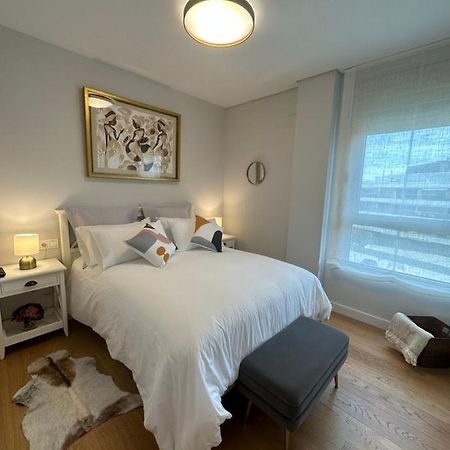 A Estrenar Amplio Con Piscina Y Parking Getxo Exterior foto